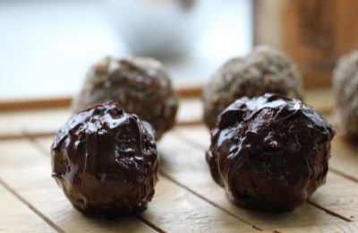 Chocolate Energy Balls
