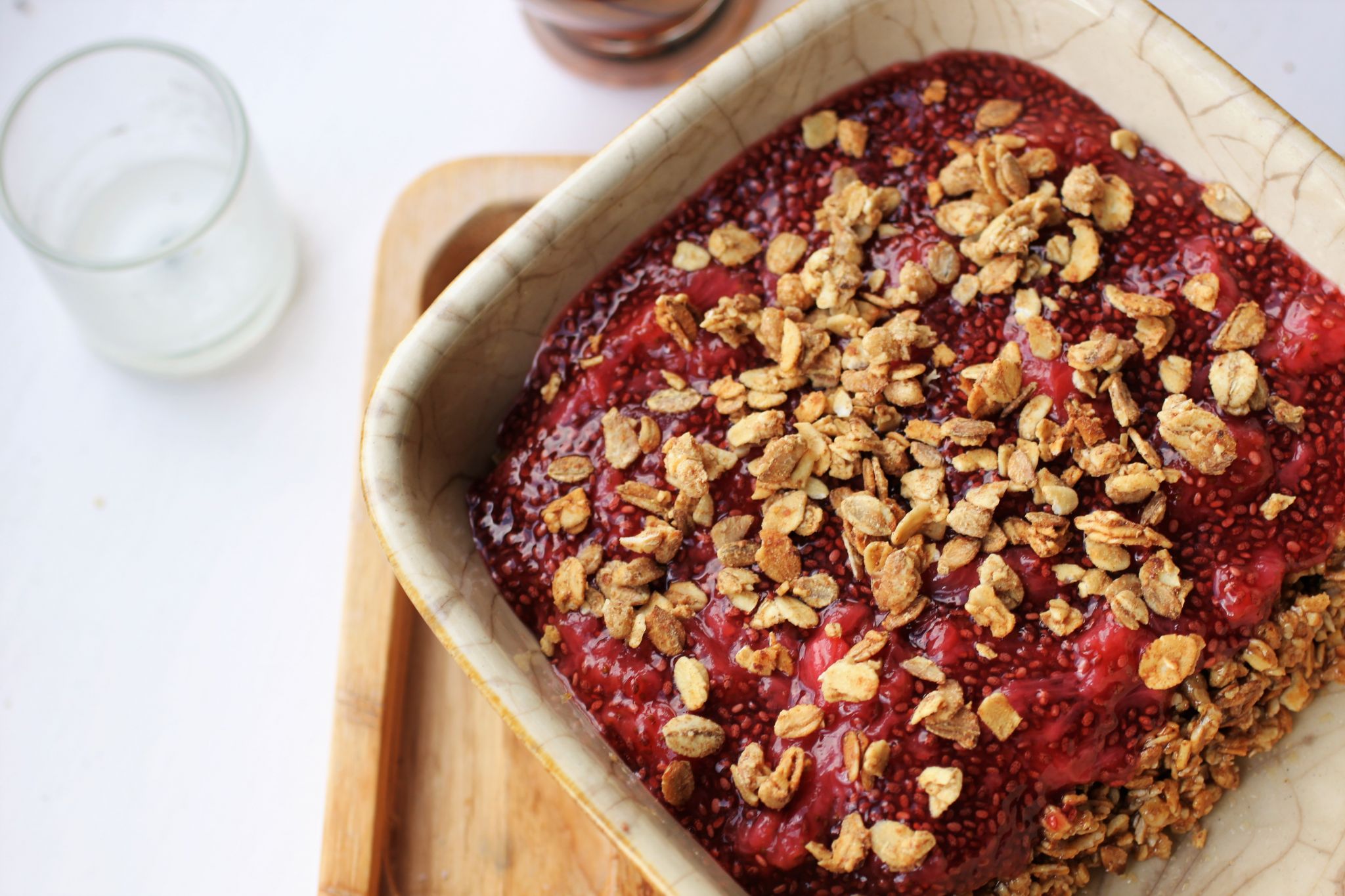 strawberry granola slices