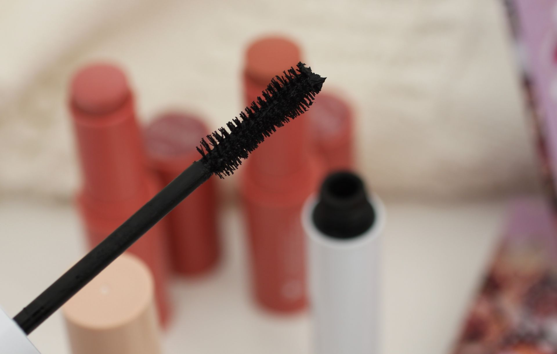 bff mascara wand close up