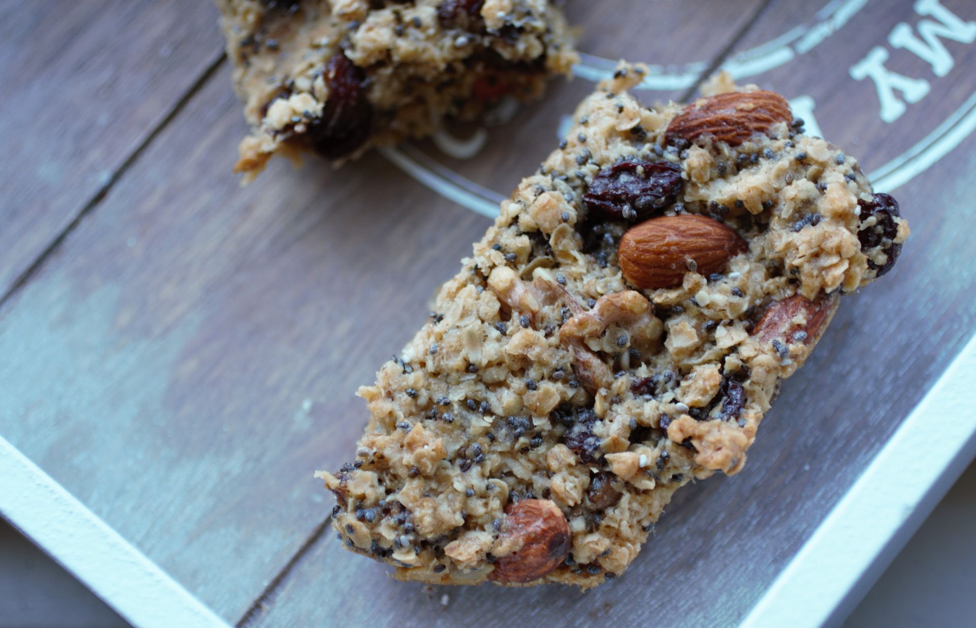 one flapjack on a tray, close up