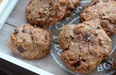 close up shot of peanut butter pretzel cookies on a tray