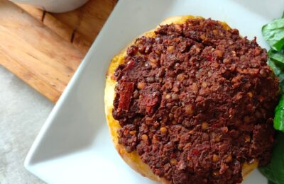 red wine lentil paste on garlic bread