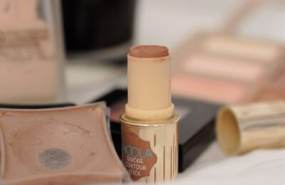 project pan 2021 - an empty contour stick and hit pan cream contour