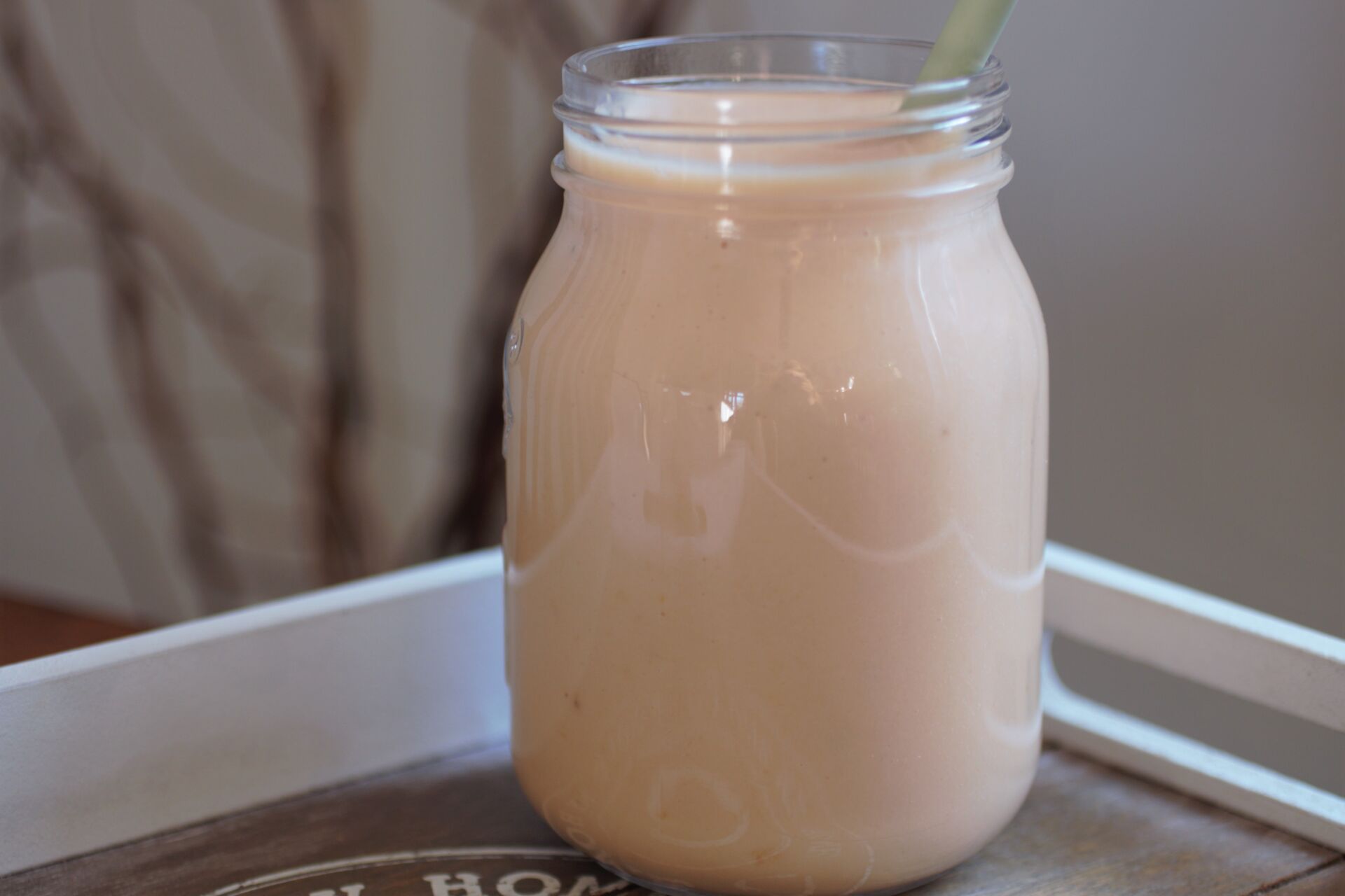 pineapple smoothie recipe in glass kilner jar