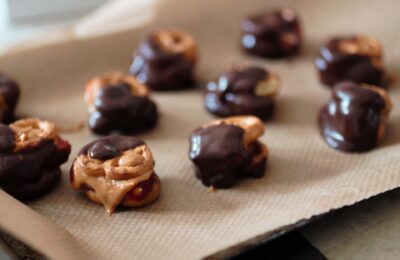tray of peanut butter pretzel bites ready to be served