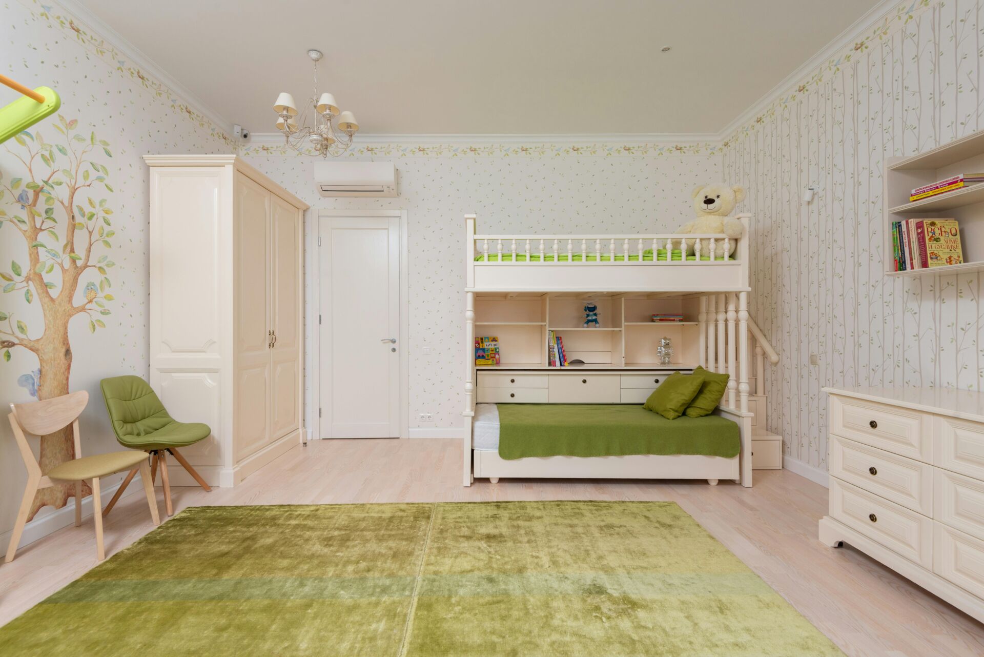 childs bedroom