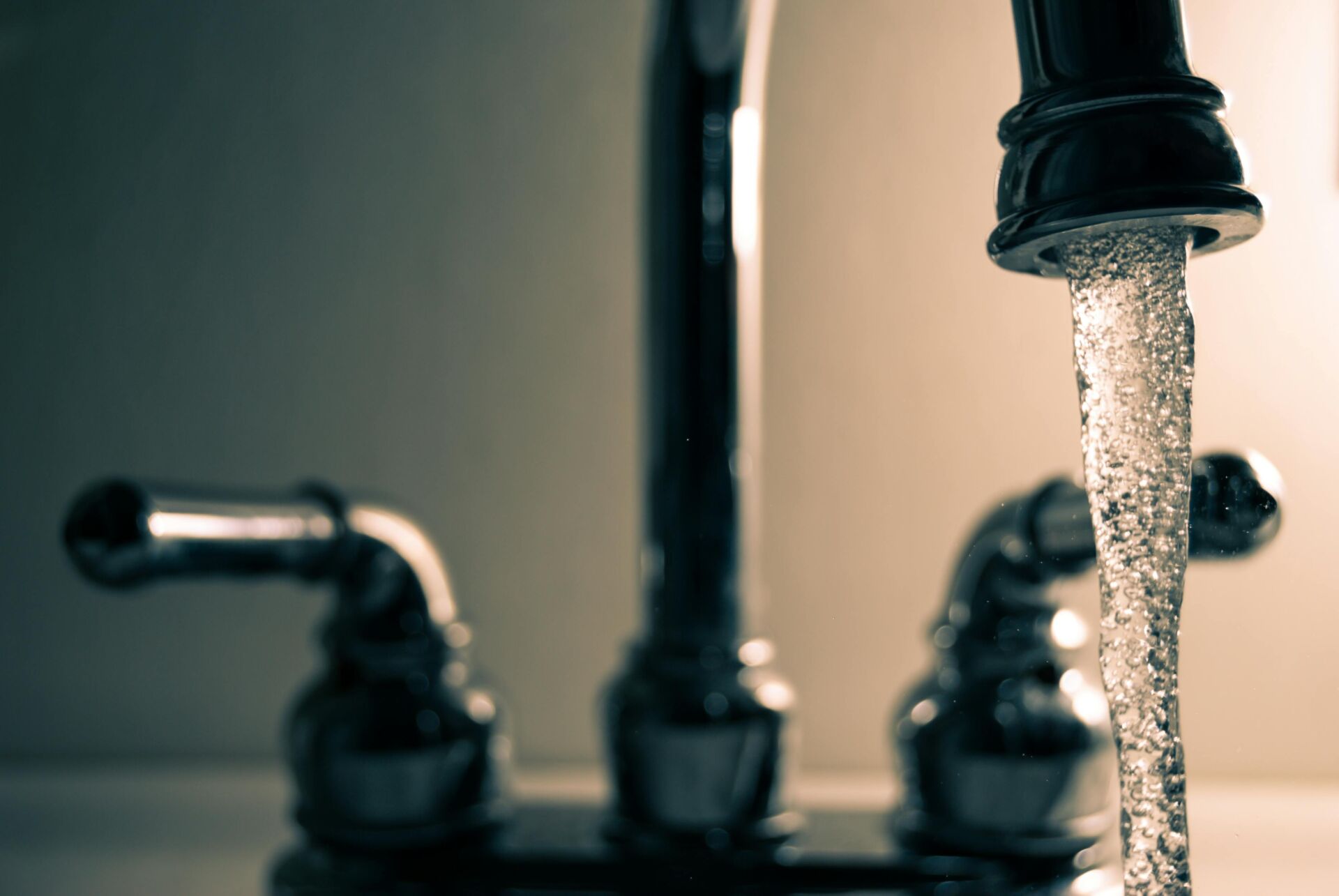 tap with running water